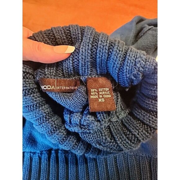 Moda International Cable Knit Turtleneck Fisherman Sweater, XS, Blue - Picture 5 of 6